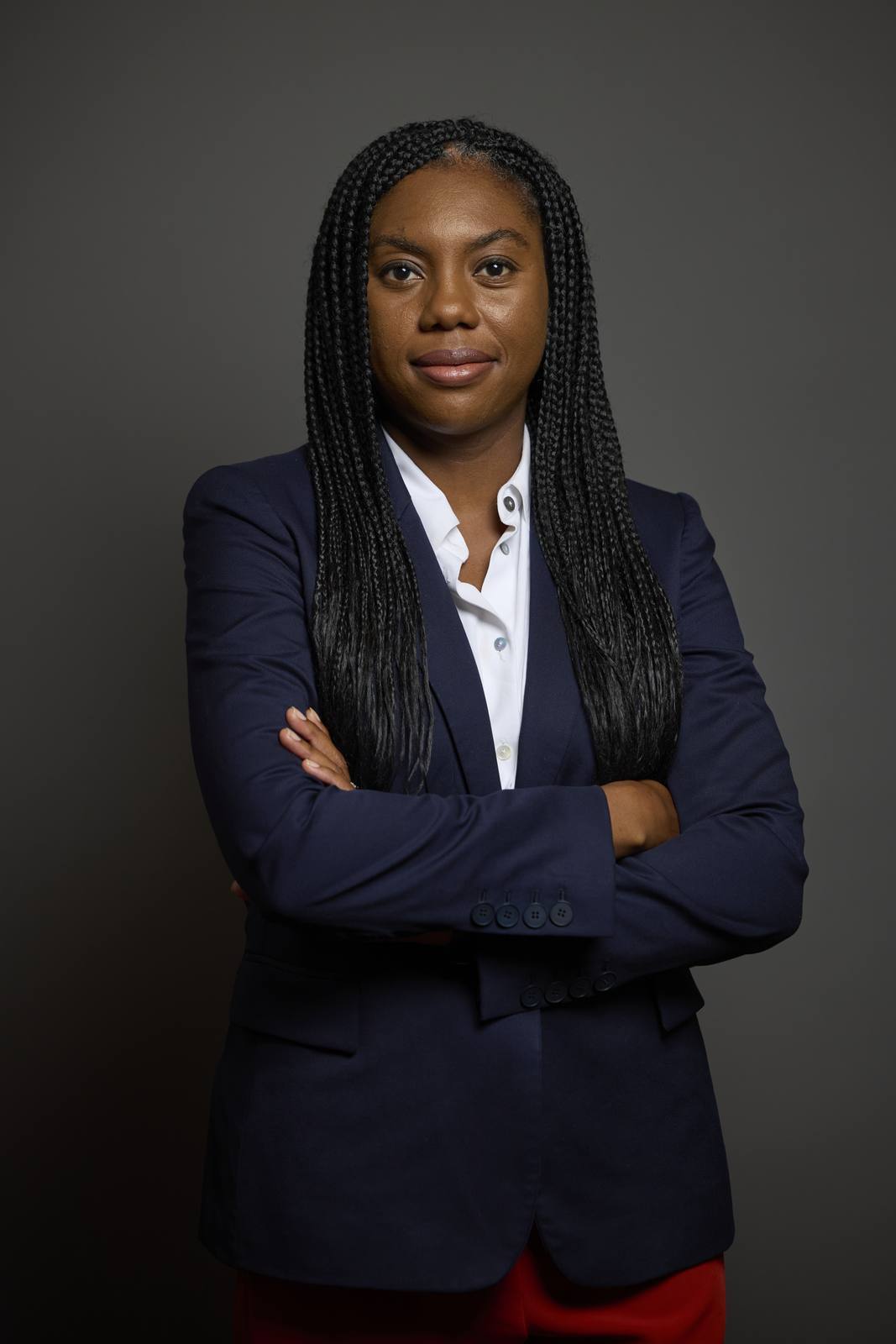 Official portrait of Kemi Badenoch