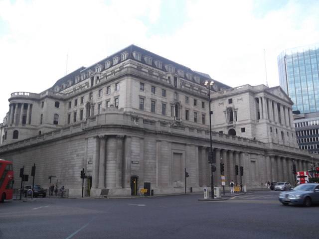 The Bank of England building from Threadneedle Street