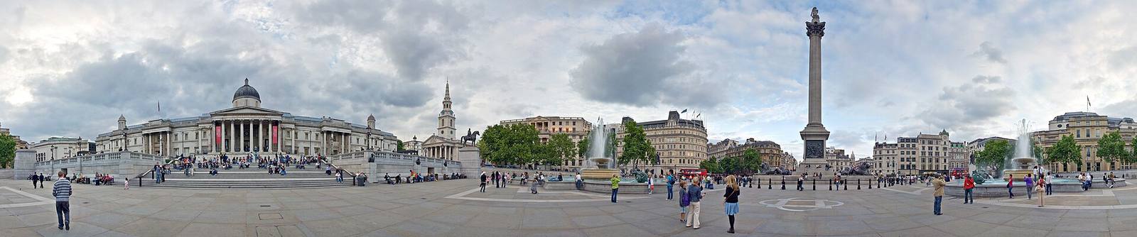 Trafalgar Square with the National Gallery
